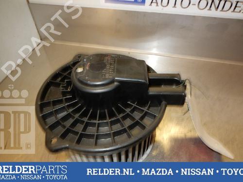Used Heater blower motor MAZDA 6 Hatchback (GG) 2.0 (GGES) (147 hp) 22137983