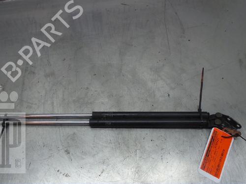 Used Tailgate lift support TOYOTA STARLET (_P9_) 1.3 (EP91_, EP91R) (75 hp) 22152177