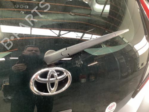 rear-windshield-wiper-arm-toyota-aygo-x-_b7_-2022-32846496 main image
