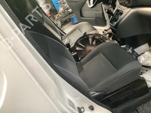 Right front seat NISSAN NV200 Van 1.5 dCi 90 (M20, M20N, M20M) | BP39637531C16 - Image 2