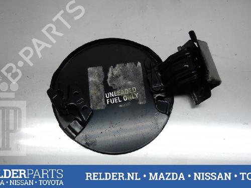 Fuel flap TOYOTA YARIS (_P9_) 1.3 VVT-i (SCP90_, SCP90R) | BP22144929C131 