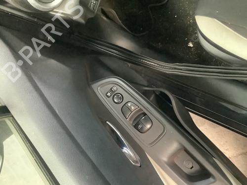 Used Switch Switch NISSAN MICRA V (K14) 0.9 IG-T (90 hp) 36518648 36518648