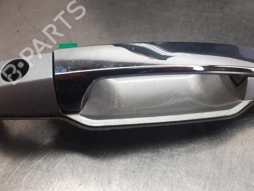 Used Front right exterior door handle KIA SORENTO I (JC) 3.5 V6 4WD (194 hp) 31836473