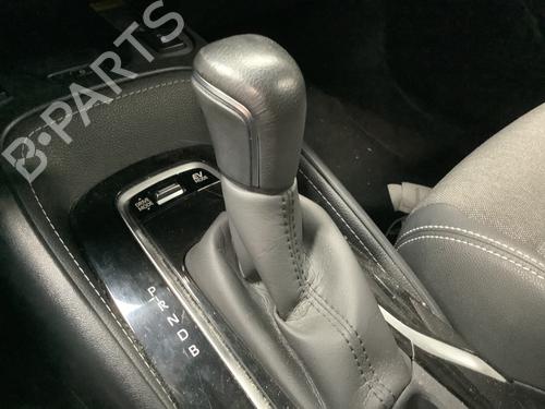Gearknop TOYOTA COROLLA Estate (_E21_) 1.8 Hybrid (ZWE211) (122 hp) 28049054