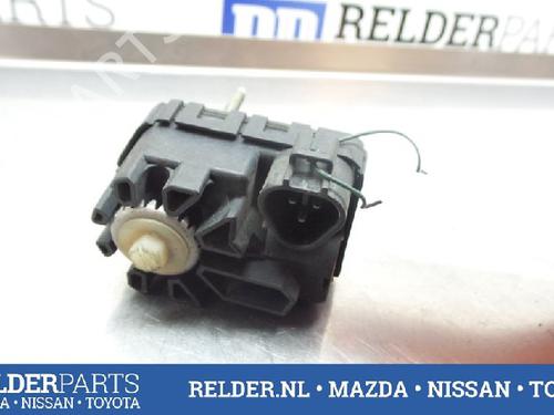 Headlight adjuster motor TOYOTA AVENSIS (_T25_) 2.0 D-4D (CDT250_, CDT250R) | BP22138802E19 