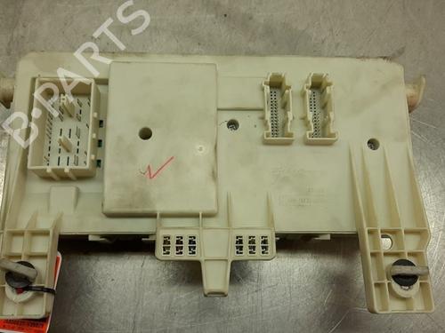 Used Fuse box MAZDA 3 (BK) 1.6 (BK14) (105 hp) 31942689