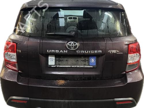 Used Rear center seatbelt TOYOTA URBAN CRUISER (_P1_) 1.33 (NSP110_, NSP110) (101 hp) 22962346