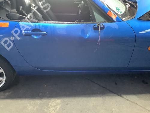 right-front-door-mazda-mx-5-iii-nc-2005-2006-2007-2008-2009-2010-2011-2012-2013-2014-40008704 main image