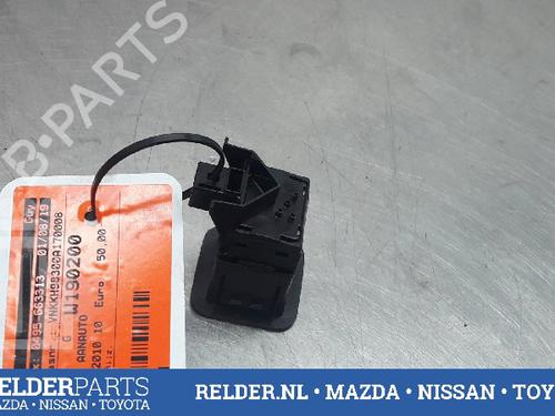 Switch TOYOTA YARIS (_P9_) 1.33 VVT-i (NSP90_, NSP90R) | BP22158941I30