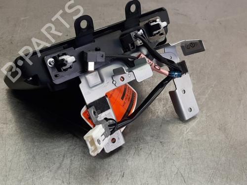 Display MAZDA CX-3 (DK) 2.0 SKYACTIV-G | BP29812357C48