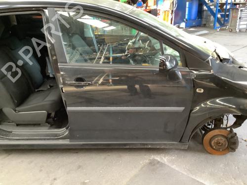 Used Right front door TOYOTA COROLLA Verso (ZER_, ZZE12_, R1_) 1.8 (ZNR11_, ZNR11R) (129 hp) 22163679