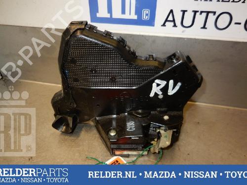 Used Front right lock TOYOTA AVENSIS Saloon (_T25_) 1.8 VVT-i (ZZT251_, ZZT251R) (129 hp) 22139854