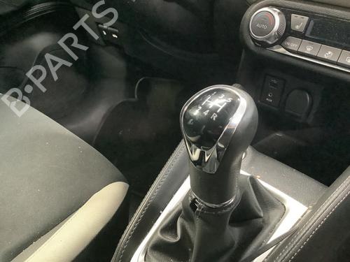 Used Shift knob Shift knob NISSAN MICRA V (K14) 0.9 IG-T (90 hp) 36518645 36518645