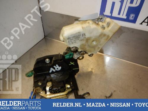 Used Front right lock NISSAN ALMERA II Hatchback (N16) 1.5 (90 hp) 22146207