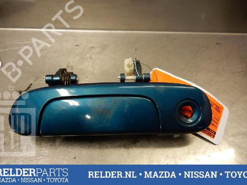 Høyre foran utvendig håndtak MAZDA 323 F VI Hatchback (BJ) 1.9 16V (BJ14) (114 hp) 22144655