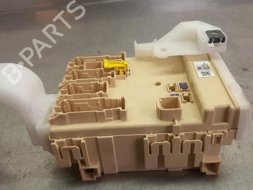 Used Fuse box Fuse box TOYOTA AURIS (_E18_) 1.8 Hybrid (ZWE186_, ZWE186R) (136 hp) 33929195 33929195