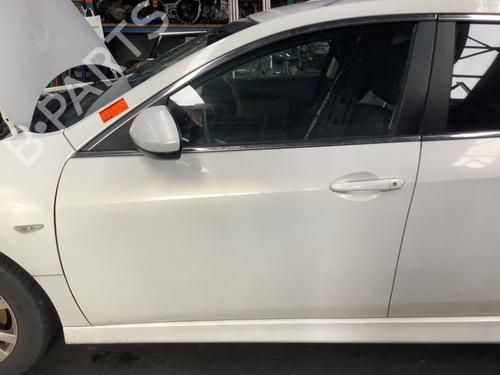 Used Left front door Left front door 38986749 38986749