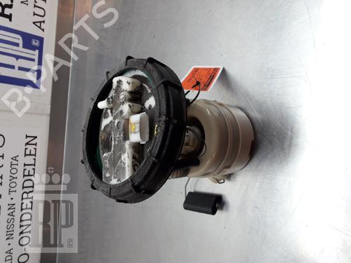 Used Fuel pump NISSAN CUBE (Z12) 1.6 16V (110 hp) 22152702