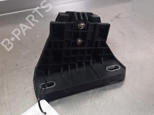 Used Front bumper bracket Front bumper bracket MAZDA CX-60 (KH_) e-SKYACTIV PHEV (KH0H) (328 hp) 31027626 31027626