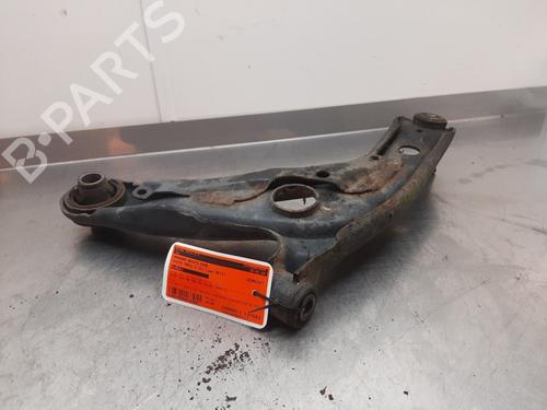 Used Right front suspension arm TOYOTA YARIS (_P13_) 1.0 (KSP130_, KSP130) (69 hp) 23573098