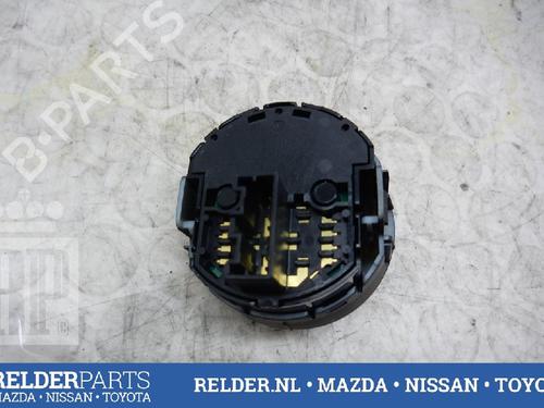 Switch NISSAN X-TRAIL I (T30) 2.2 dCi 4x4 | BP22147731I30 