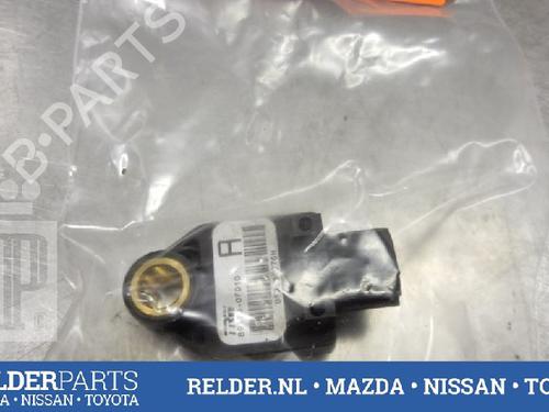 Used Electronic sensor Electronic sensor TOYOTA COROLLA Verso (ZER_, ZZE12_, R1_) 1.8 (ZNR11_, ZNR11R) (129 hp) 22147532 22147532