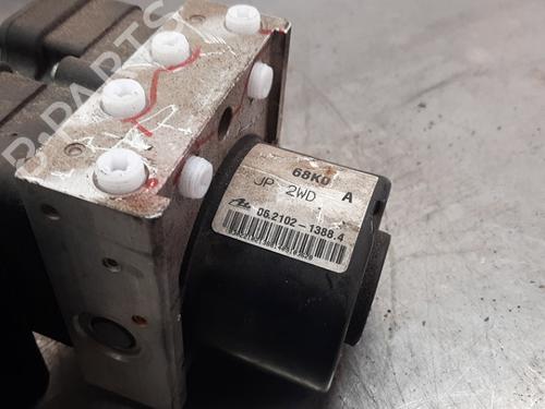 Used ABS pump NISSAN PIXO (UA0) 1.0 (68 hp) 30902238