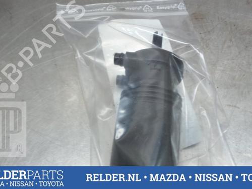 Used Washer pump NISSAN MICRA III (K12) 1.0 16V (65 hp) 22152306