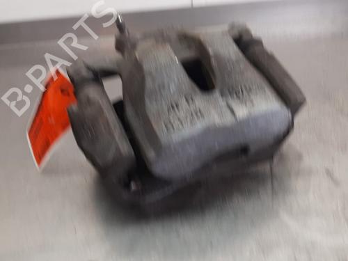Used Right front brake caliper Right front brake caliper TOYOTA AURIS (_E18_) 1.8 Hybrid (ZWE186_, ZWE186R) (136 hp) 34719015 34719015