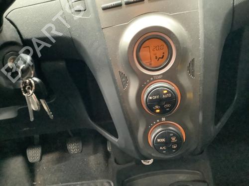 Climate control TOYOTA YARIS (_P9_) 1.33 VVT-i (NSP90_, NSP90R) | BP29384707I5 