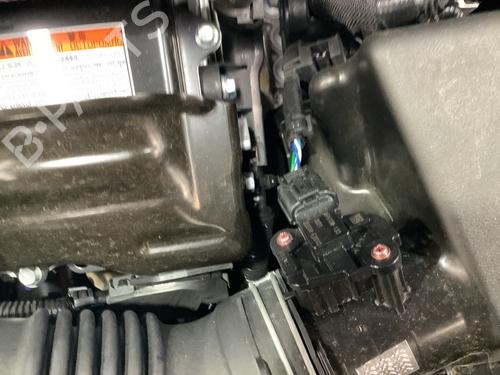 Luftmassemåler TOYOTA YARIS (_P21_, _PA1_, _PH1_) 1.5 Hybrid (MXPH10, MXPH11) (116 hp) 30052296