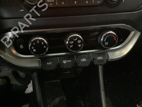 Used Climate control KIA RIO III (UB) 1.25 CVVT (86 hp) 31322010