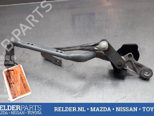 Used Front wipers mechanism TOYOTA YARIS (_P13_) 1.5 Hybrid (NHP130_) (101 hp) 22161312