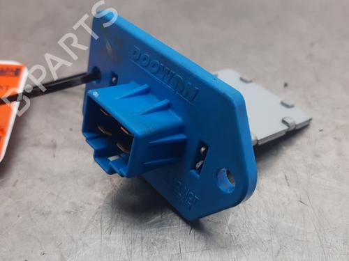 Used Heater resistor Heater resistor KIA STONIC (YB) 1.0 T-GDi Eco-Dynamics+ (101 hp) 33745925 33745925