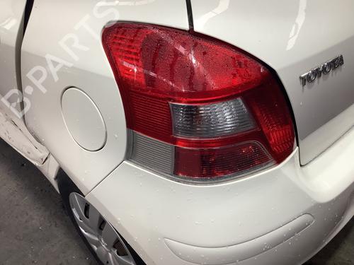 Left taillight TOYOTA YARIS (_P9_) 1.0 VVT-i (KSP90_, KSP90R) | BP29917238C34