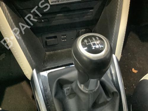 Gearknop MAZDA 2 Hatchback (DL, DJ) 1.5 SKYACTIV-G | BP24495558I34 - Image 2