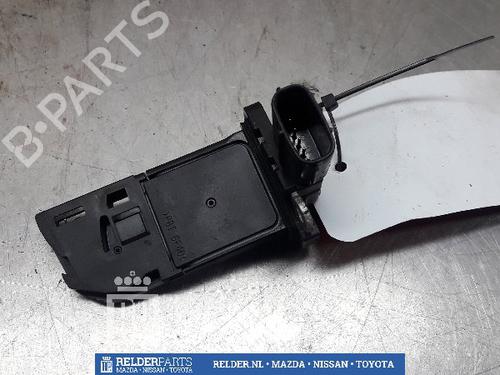 Used Mass air flow sensor TOYOTA AVENSIS Saloon (_T27_) 2.0 D-4D (ADT270_, ADT270R) (126 hp) 22154559