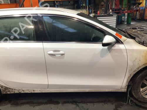 Puerta delantera derecha KIA CEED Sportswagon (CD) 1.0 T-GDI (120 hp) 31263500