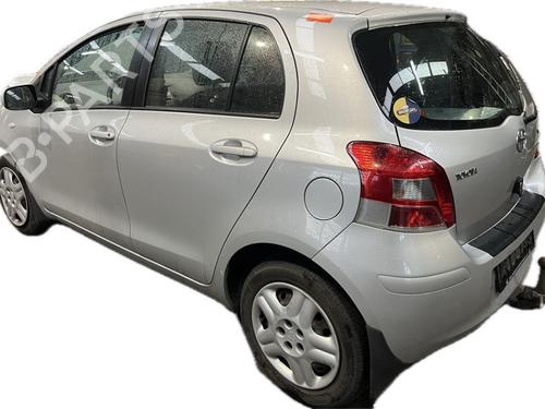 Used Seat buckle TOYOTA YARIS (_P9_) 1.33 VVT-i (NSP90_, NSP90R) (100 hp) 22356681