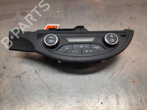 Climate control TOYOTA YARIS (_P13_) 1.5 (NSP131_) | BP22168239I5 