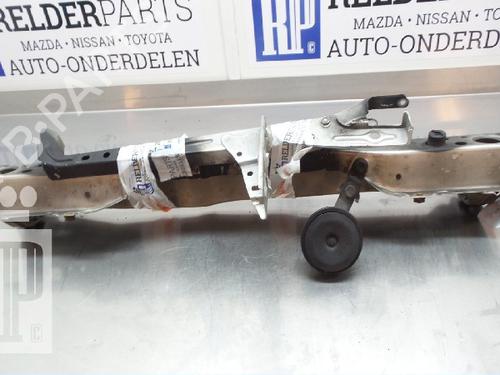 Crossmember TOYOTA COROLLA Verso (ZER_, ZZE12_, R1_) 1.8 (ZNR11_, ZNR11R) | BP22150923C162 