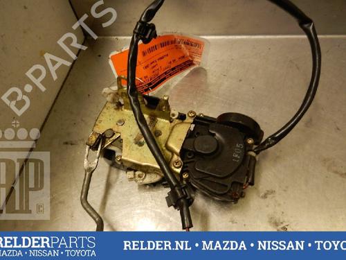 Used Front right lock MAZDA PREMACY (CP) 1.9 (CP10P) (114 hp) 22140630