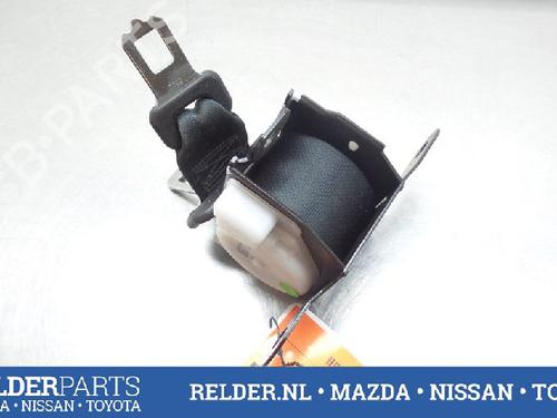 Sikkerhetsbelte bak i midten NISSAN ALMERA II Hatchback (N16) 1.5 (98 hp) 22138689