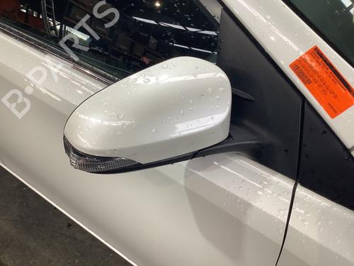 Used Right mirror TOYOTA AURIS (_E18_) 1.8 Hybrid (ZWE186_, ZWE186R) (136 hp) 29812341