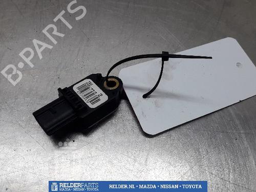 Modulo electronico TOYOTA YARIS (_P9_) 1.3 VVT-i (SCP90_, SCP90R) (87 hp) 22156744