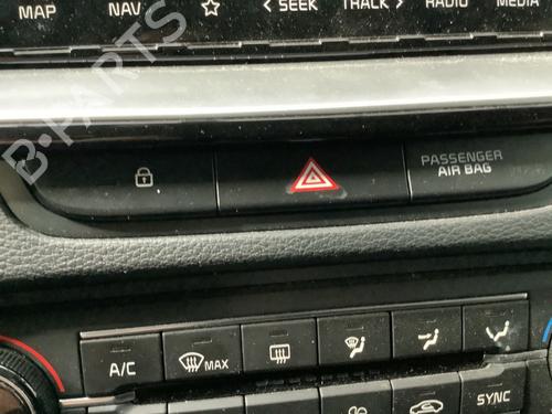 Used Warning switch Warning switch KIA CEED Sportswagon (CD) 1.0 T-GDI (120 hp) 28118713 28118713