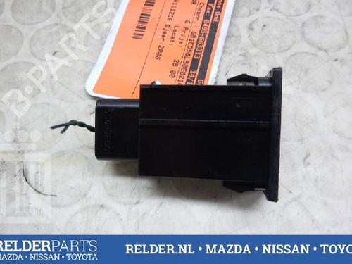 Used Switch TOYOTA AVENSIS (_T25_) 2.0 D-4D (ADT250_, ADT250R) (126 hp) 22162111