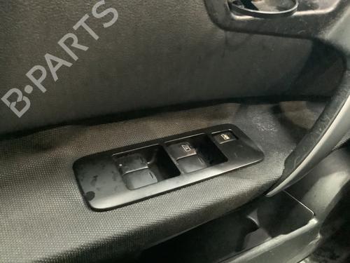 Spak kontakt NISSAN QASHQAI I (J10, NJ10) 1.6 (114 hp) 31836440