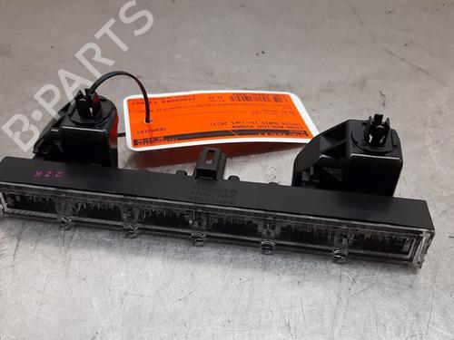 Used Third brake light Third brake light TOYOTA AURIS (_E18_) 1.8 Hybrid (ZWE186_, ZWE186R) (136 hp) 33608944 33608944