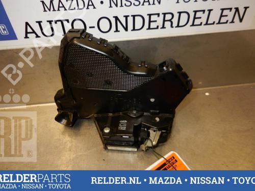 Front right lock TOYOTA AVENSIS Estate (_T25_) 2.0 D-4D (ADT250_, ADT250R) | BP22149440C97 